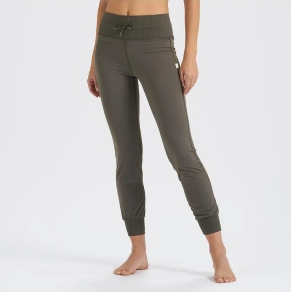 Vuori Olive Green Rib-Waist Joggers